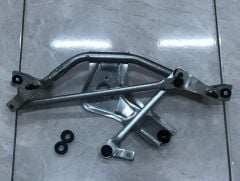 ÖN CAM SİLECEK MEKANİZMASI MOTORSUZ FIAT LINEA 09> GRANDE PUNTO 05> PUNTO EVO 09>