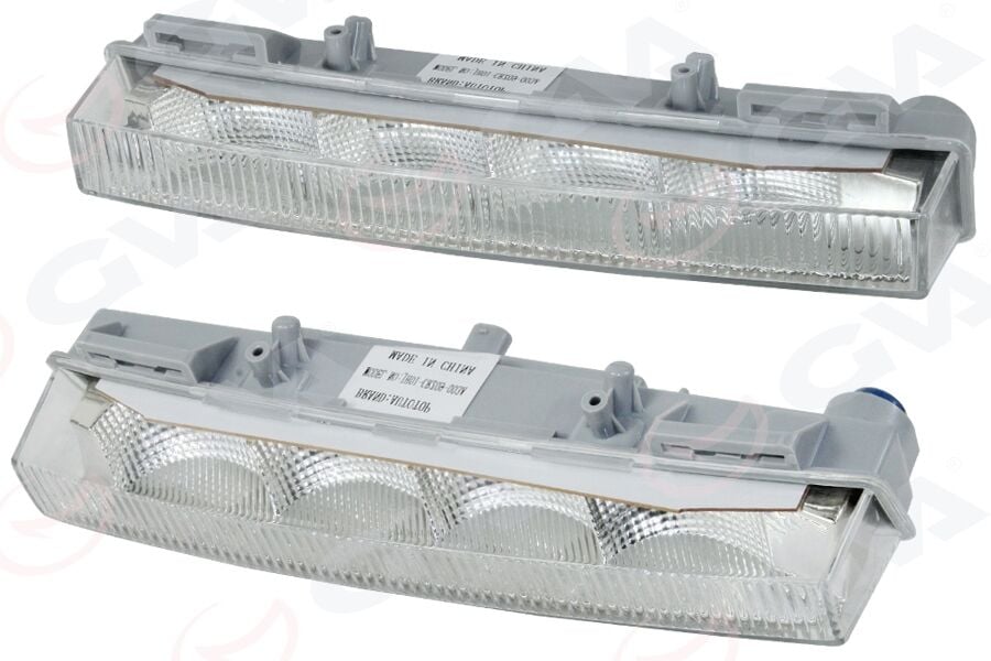 GVA 9107298 GUNDUZ FARI SAĞ GL-CLASS X166 12>15 - Görsel 1