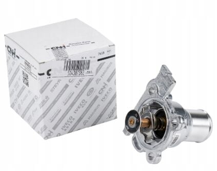 IVECO 504387382 TERMOSTAT 82 C FIAT DUCATO 06>14 DUCATO 15> IVECO DAILY IV 06>11 DAILY V 11>14 DAILY VI 14>21 2.3D MJET 2.3 JTD F1A - Görsel 1