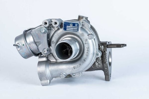 KKK 54389880017 TURBOSARJ MERCEDES C-CLASS OM626 W205 S205 . RENAULT TRAFIC III 15> MEGANE IV 15> FLUENCE 13> TALISMAN 15> KADJAR 15> X-TRAIL III 16> QASHQAI II 13> R9M 1.6 dCi - Görsel 1
