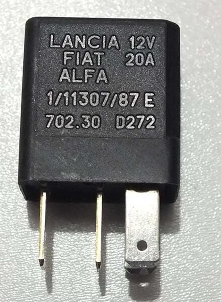MTA 3615 0603010 MİCRO RÖLE 12V 20 AMPER 4 FİŞLİ SİYAH - Görsel 1