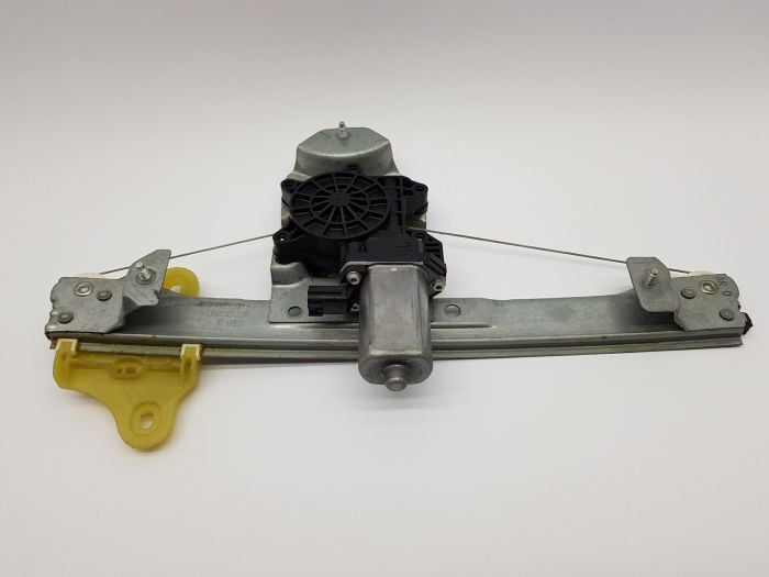MY 827008880R SAĞ ARKA CAM KRİKOSU RENAULT CLIO IV 12>17 - Görsel 1