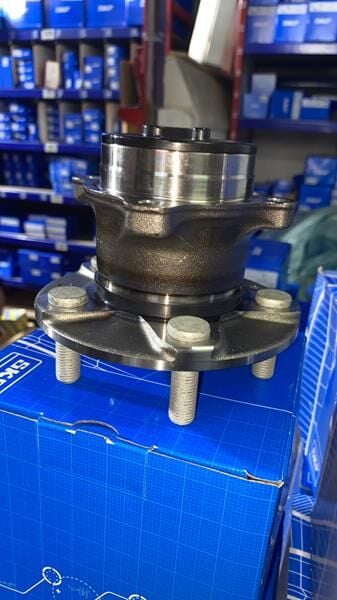 SNR HGB35205 ARKA TEKER PORYASI RULMANLI FOCUS C-MAX 07>11 -FOCUS II 04>11 ABS Lİ 5 BİJON SENSOR HARIC - Görsel 1