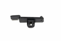 OE-OPEL 13482904 ASTRA K MOTOR KAPUT KILIT ÇUBUK KLIPSI PANEL ÜZERINDE