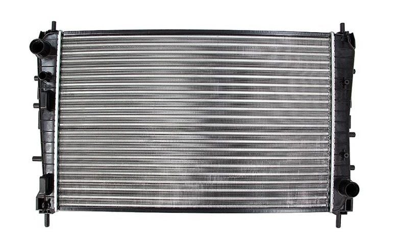 BSG BSG 25-520-029 LINEA SU RADYATÖRÜ BRAZING (621X395X26)