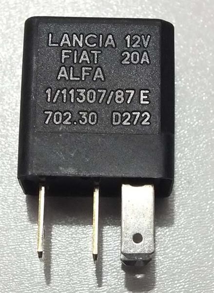 MTA 3615 0603010 MİCRO RÖLE 12V 20 AMPER 4 FİŞLİ SİYAH