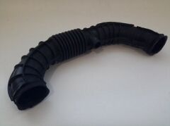 HAVA FİLTRE HORTUMU FORD TRANSİT 06> 2.2 TDCİ FİLTRE TURBO ARASI