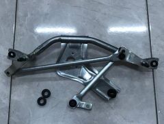 ÖN CAM SİLECEK MEKANİZMASI MOTORSUZ FIAT LINEA 09> GRANDE PUNTO 05> PUNTO EVO 09>