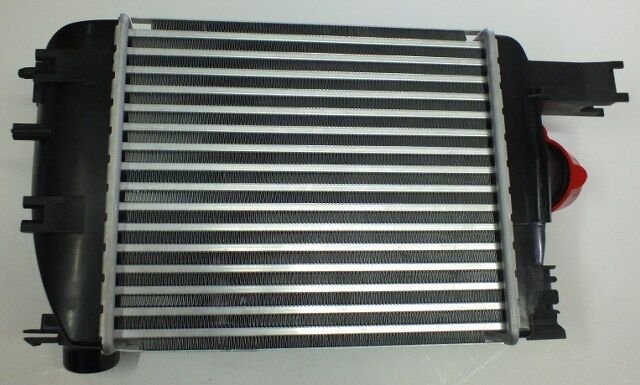 TURBO RADYATÖRÜ INTERCOOLER CLIO IV 12> CAPTUR 13> LOGAN II 12> SANDERO II 12> SYMBOL III 13> 0.9TCe 1.2TCe 1.5dCi