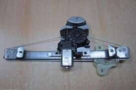 MY 827010501R SOL ARKA CAM KRİKOSU RENAULT CLIO IV 12>17