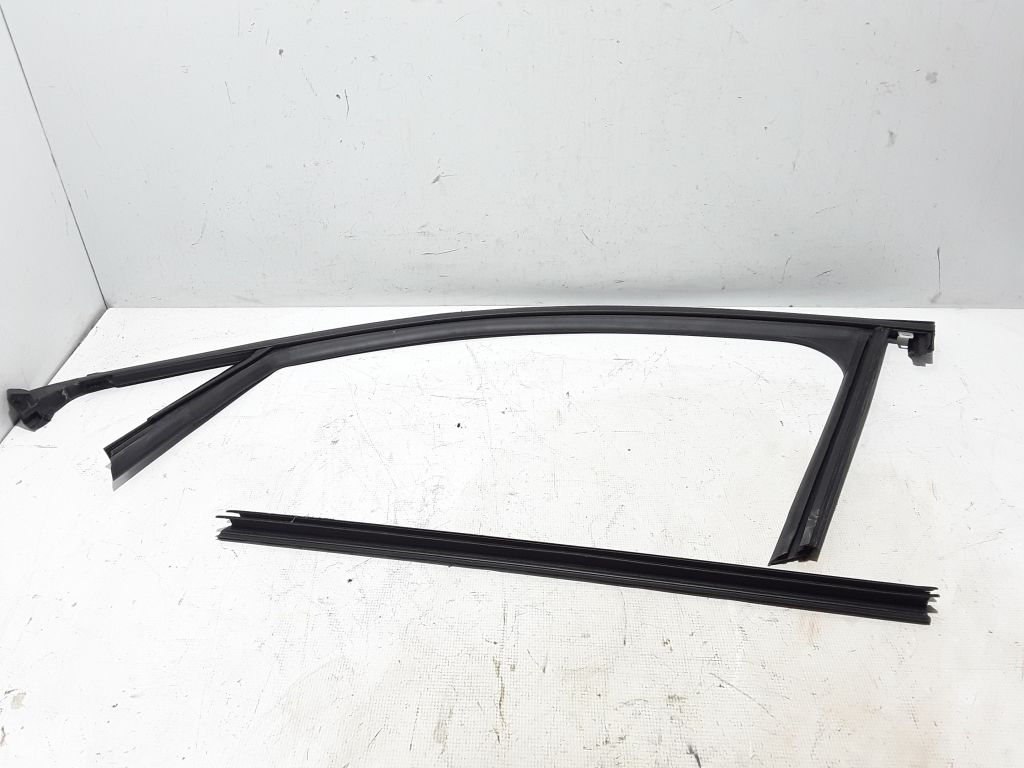 OE-OPEL 9823226680 CORSA F ÖN KAPI CAM HAREKET FITILI : L