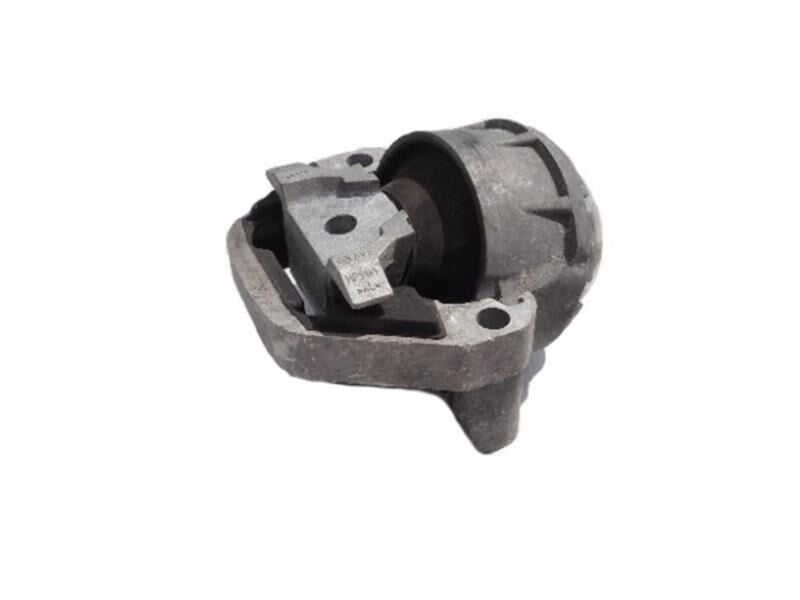 MOTOR TAKOZU SAĞ ORTA A6 2.8 FSI 08> A7 SPORTBACK 4GA. 4GF 2.8 FSI 05>