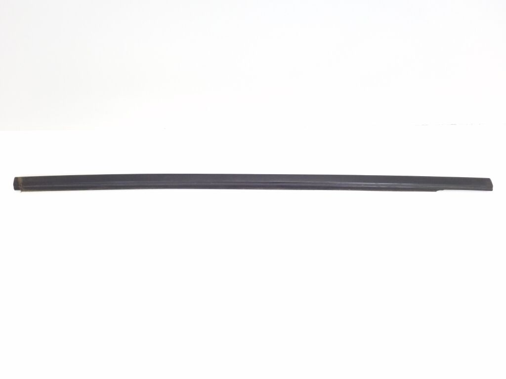 OE-OPEL 9823196180 CORSA F ÖN KAPI CAM KENAR DIS ÇITASI : R