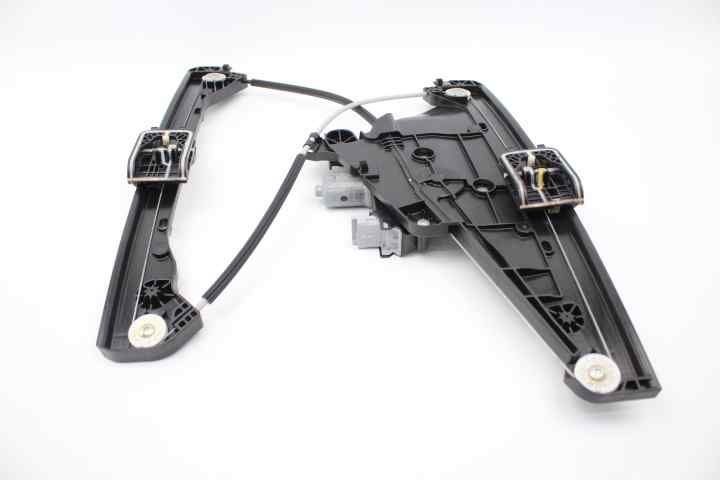 OE-OPEL 9829043380 CORSA F ÖN KAPI CAM KRIKOSU : R  MOTORLU