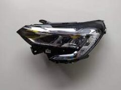 FAR LEDLİ SAĞ MOTORLU RENAULT CLIO V 19> SİYAH ÇITALI