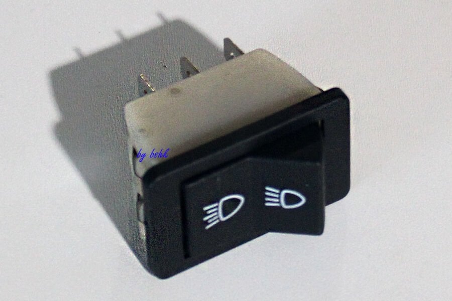 EMA CD022 FAR DÜĞMESİ RENAULT R12 12V