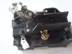 EGEKARAYEL 153 ÖN KAPI KİLİDİ MOTORSUZ SAĞ MASTER