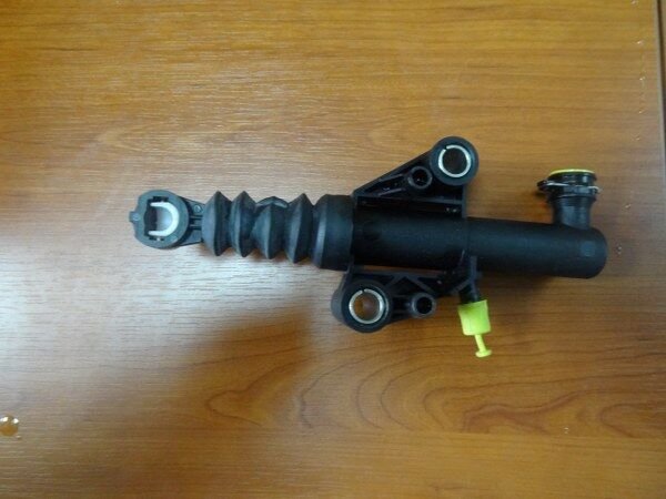 HİDROLİK DEBRİYAJ ÜST MERKEZİ TRAFIC III-VIVARO 1.6DCI