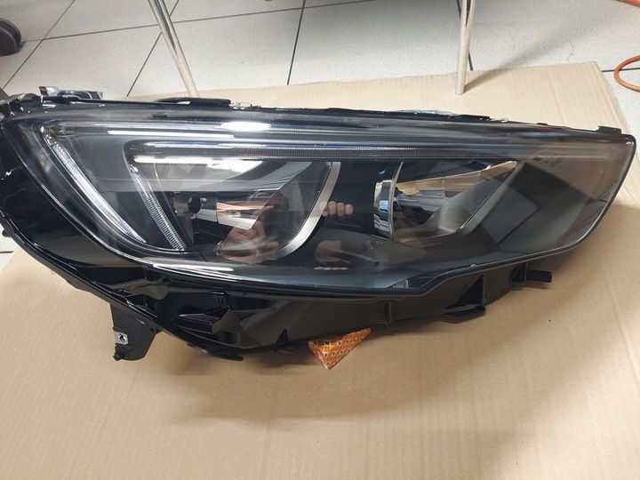 OE-OPEL 39210098 INSIGNIA B FAR SAG HALOJEN