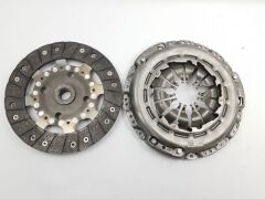 MY 302051190R 302055884R DEBRIYAJ SETI RULMANSIZ CAPTUR II 20>MEGANE IV 15> LODGY 12> DUSTER II 17> 1.5 BLUE DCI EURO 6 CLIO V 19> 1.3 TCE