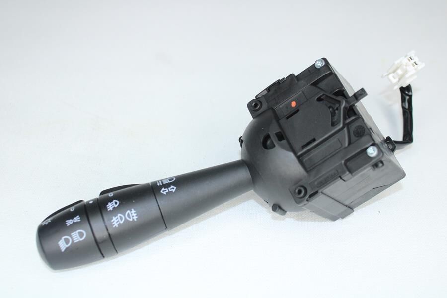 MOTORTEC RNT0690 x FAR SİNYAL KOLU CLIO IV LOGAN II-SANDERO II 12- CAPTUR-TRAFIC III ÇİFT SİSLİ