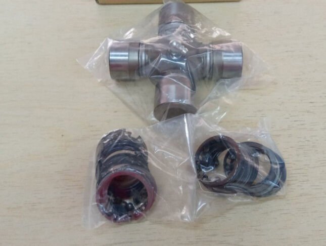 GMB GUM-75 MAFSAL İSTAVROZU MITSUBISHI CANTER 3.6L FE515 00-> 3.9L FE449 93-99 ÖLÇÜ: DIŞTAN SEGMANLI BOY:102 X KAFA ÇAPI:31.75