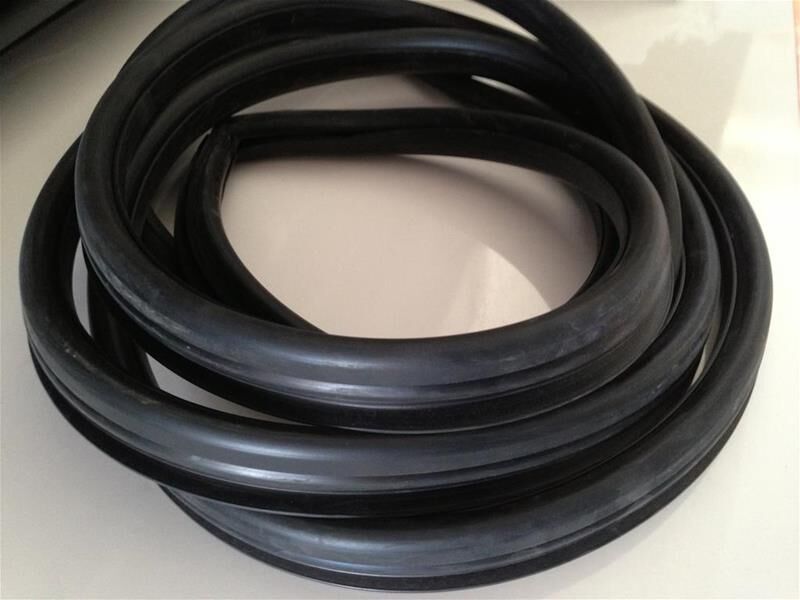 ARKA CAM LASTİĞİ R9 14109