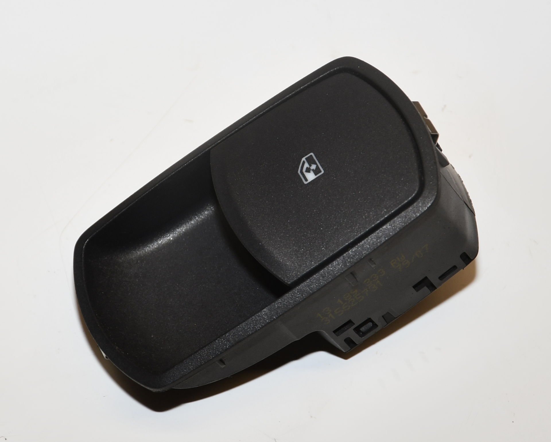 OE-OPEL 13189333 CORSA D CAM AÇMA KAPAMA DÜGMESI : YOLCU