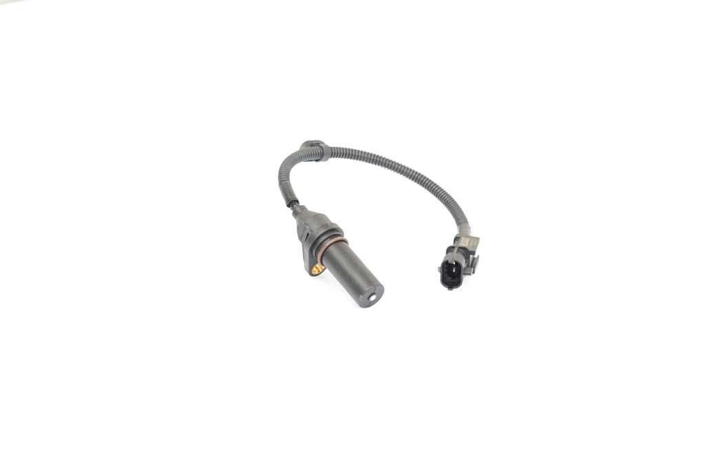 BSG BSG 40-840-011 ACCENT BLUE/ELANTRA/I20/IX20/I30/IX35/I40 KRANK DEVIR SENSÖRÜ KRANK AÇI SENSÖRÜ