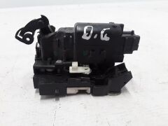 SAĞ ARKA KAPI KİLİDİ MOTORLU DACIA DOKKER LODGY 825020953R