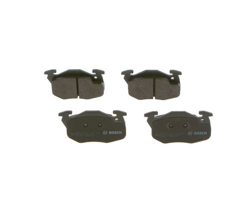 BOSCH 0986460983 ÖN FREN BALATASI P106 91>04 P205 83>94 P305 83>88 P306 93>01 P309 85>93 P405 87>92 SAXO AX ZX C15 F İŞLİ
