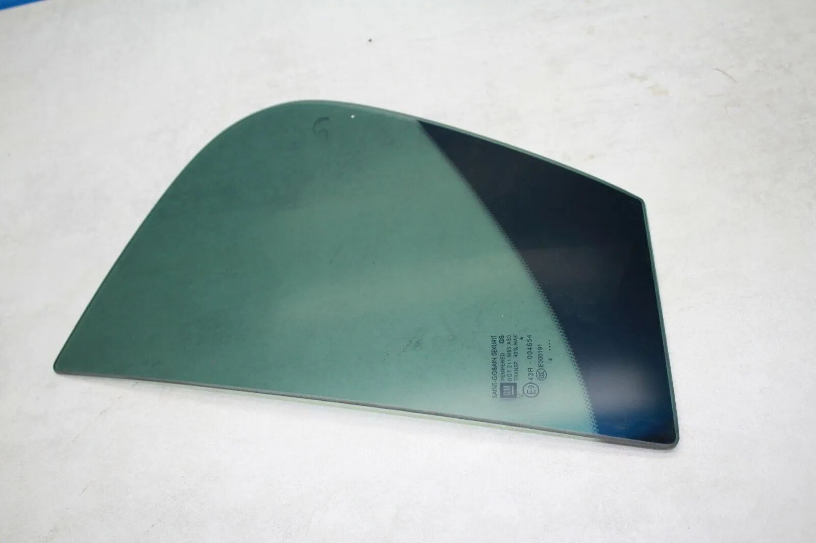OE-OPEL 13436993 GLASS