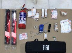 OP 55108602 TRAFİK SETİ İLK YARDIM ÇANTASI YANGIN SÖNDÜRÜCÜ FIAT ORIJINAL ÇANTALI