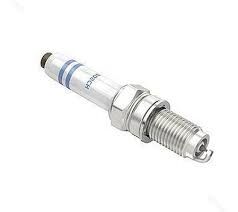 BOSCH 0241145528 PLATİNUM GOLF VI-VII-JETTA IV-PASSAT-POLO-A1-A3-Q3-IBIZA-LEON-OCTAVIA 1.2TSI-1.4TSİ 13> 0241145523-0241145515