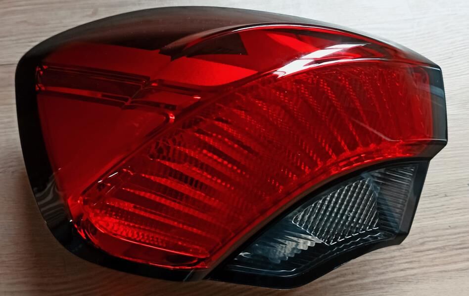 STOP LAMBASI DIŞ SAĞ FIAT EGEA 16> HB-SW LEDLİ